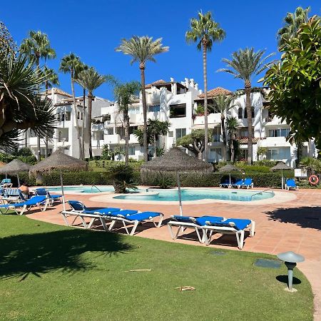 Alcazaba Beach Estepona Exterior photo
